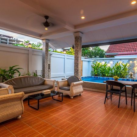 Pattaya Private Villa - Pool,Sauna,Snooker,Bbq Buitenkant foto