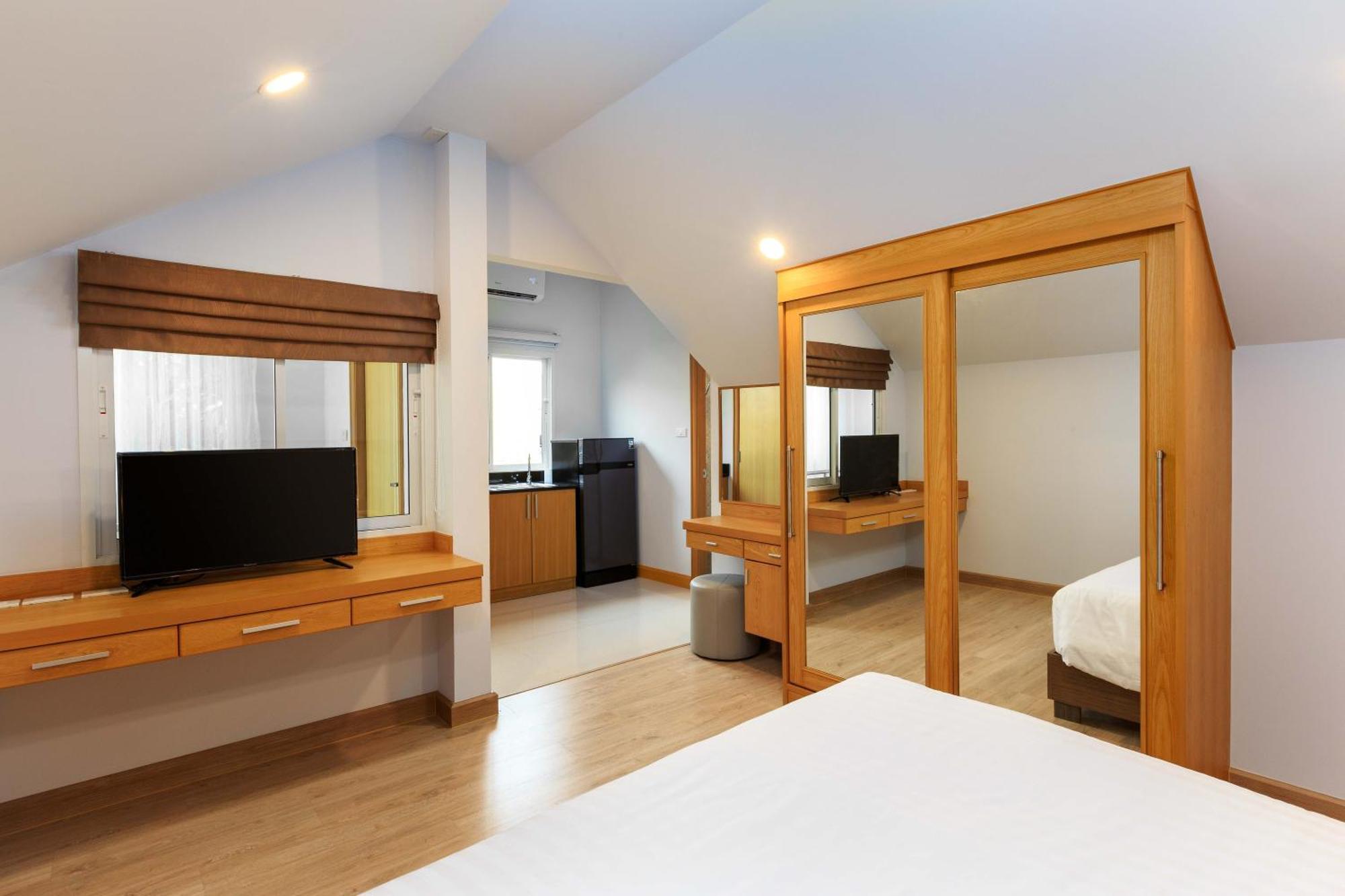 Pattaya Private Villa - Pool,Sauna,Snooker,Bbq Buitenkant foto