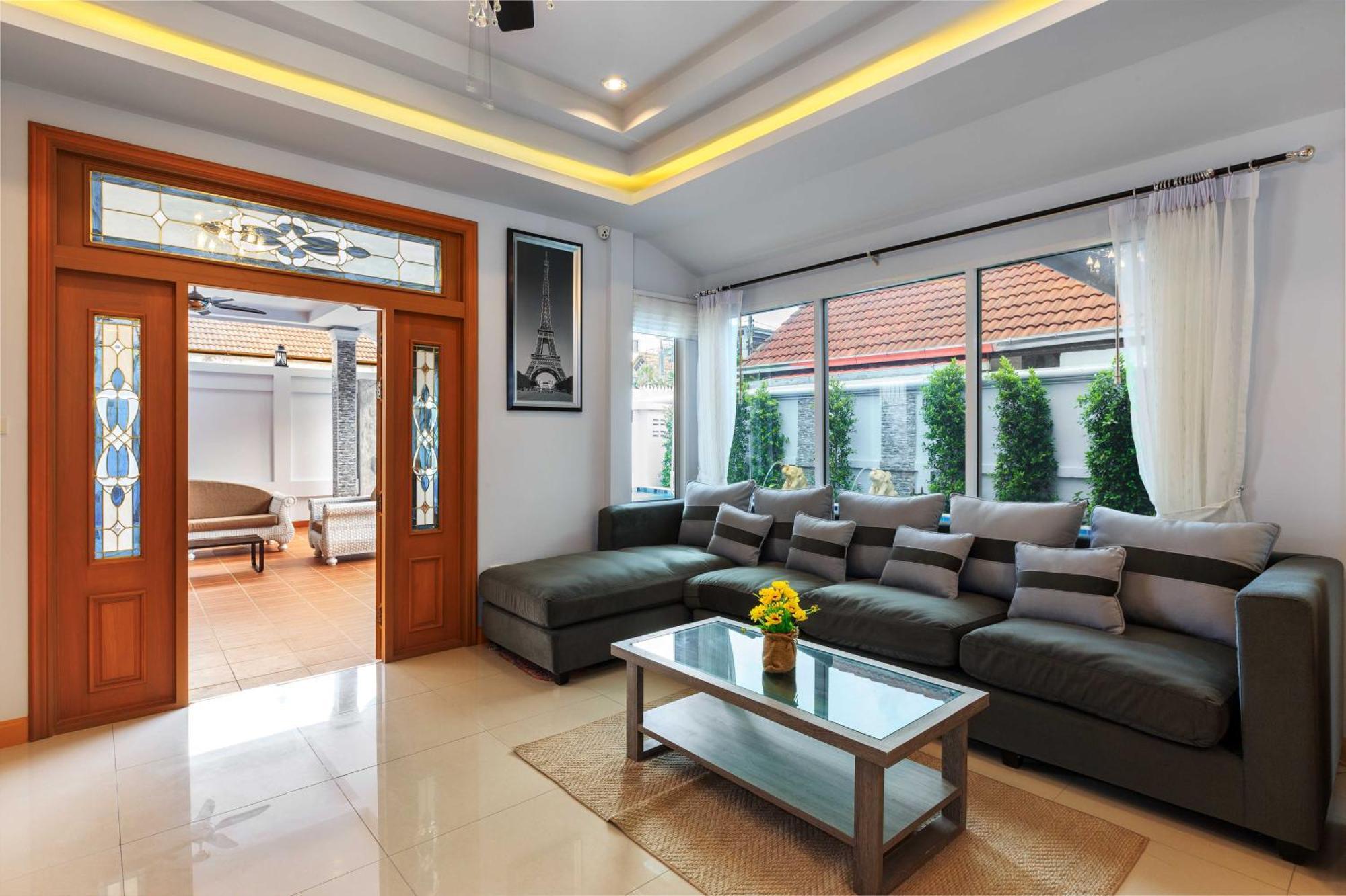 Pattaya Private Villa - Pool,Sauna,Snooker,Bbq Buitenkant foto