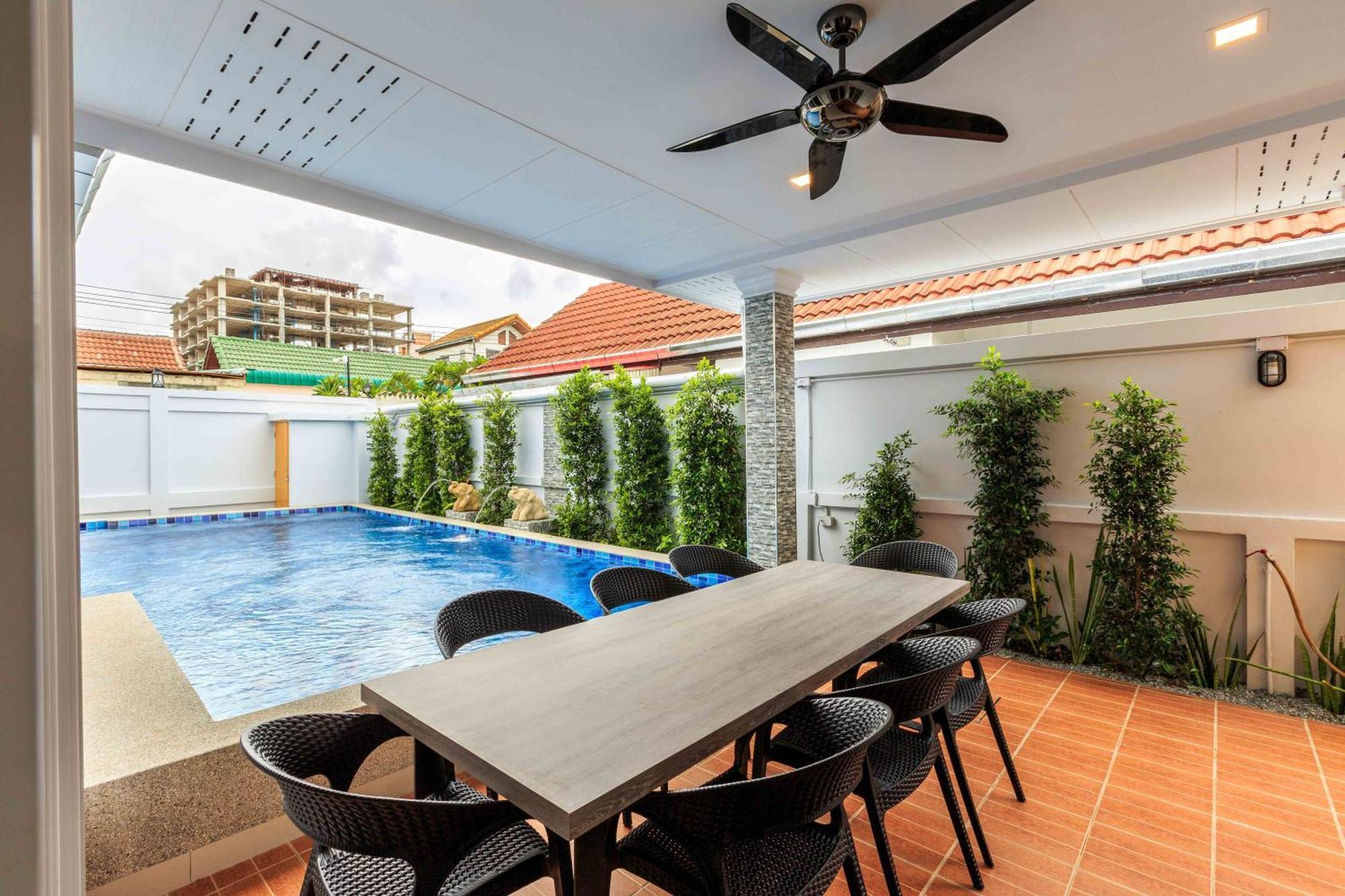Pattaya Private Villa - Pool,Sauna,Snooker,Bbq Buitenkant foto