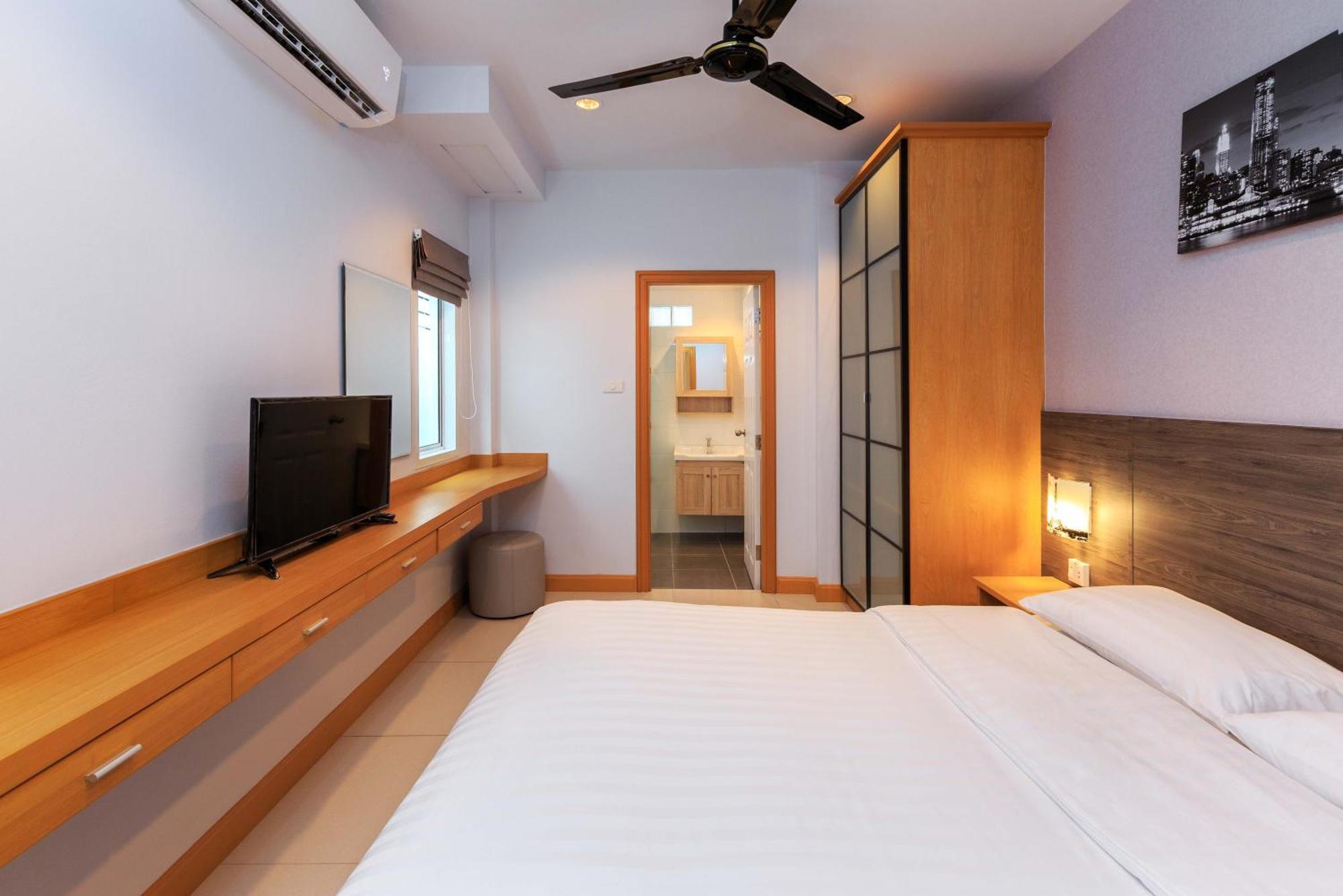 Pattaya Private Villa - Pool,Sauna,Snooker,Bbq Buitenkant foto