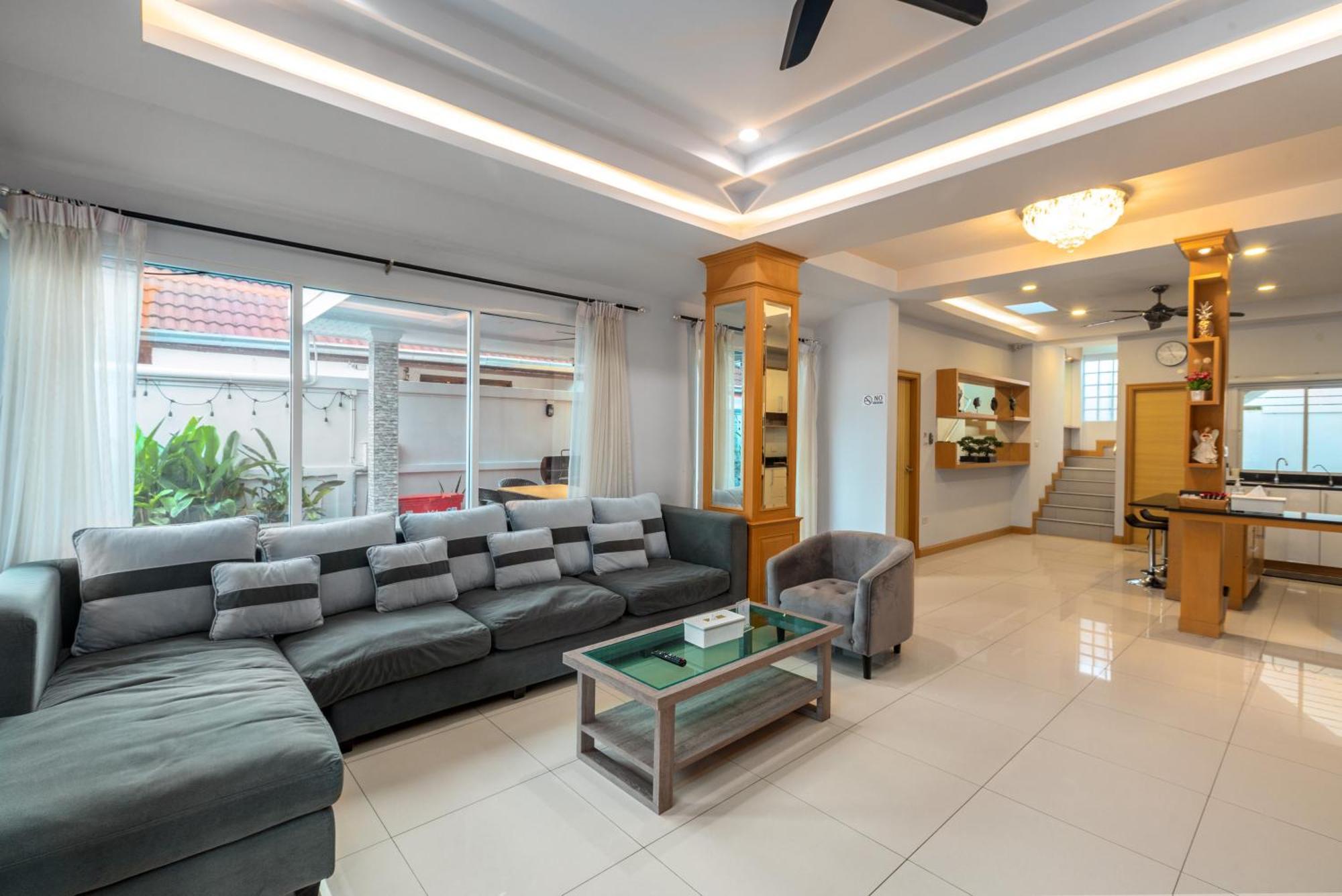 Pattaya Private Villa - Pool,Sauna,Snooker,Bbq Buitenkant foto
